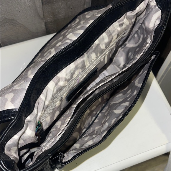 Aimee Kestenberg Black Leather Shoulder Bag - Picture 14 of 15